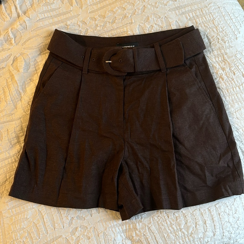 Express shorts size 0 petite